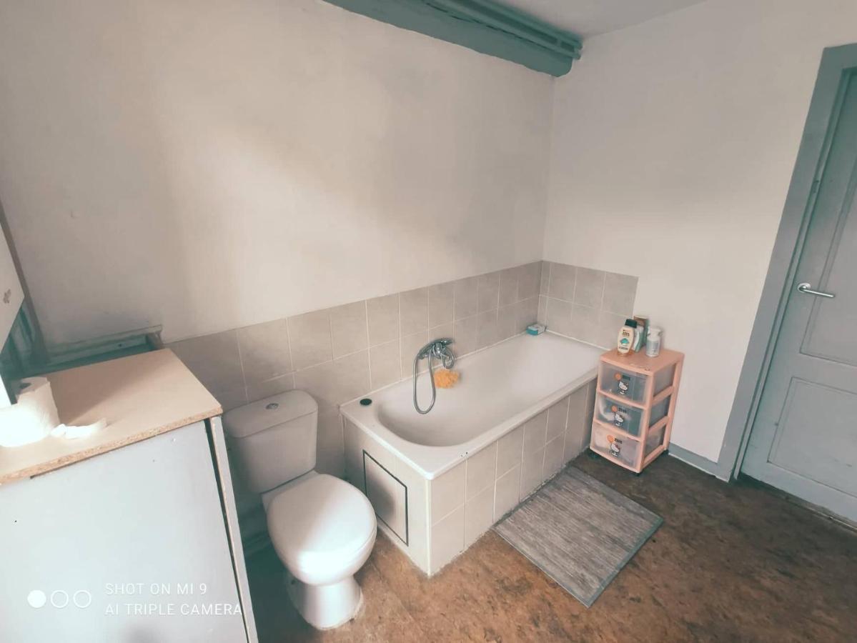 Chambre Privee Dans Maison Tout Confort Jodoigne Exteriér fotografie